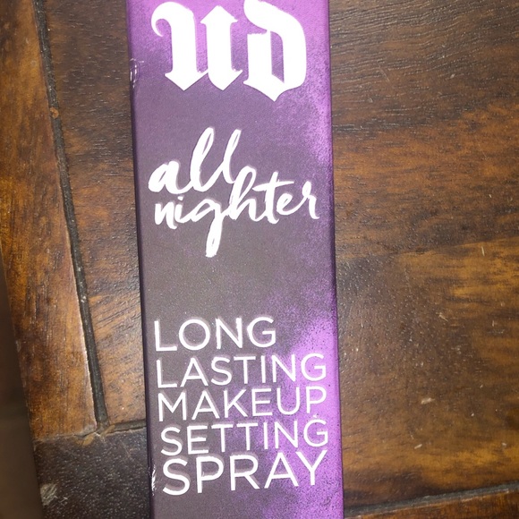 UB All nighter long lasting setting spray NIB - Picture 2 of 6